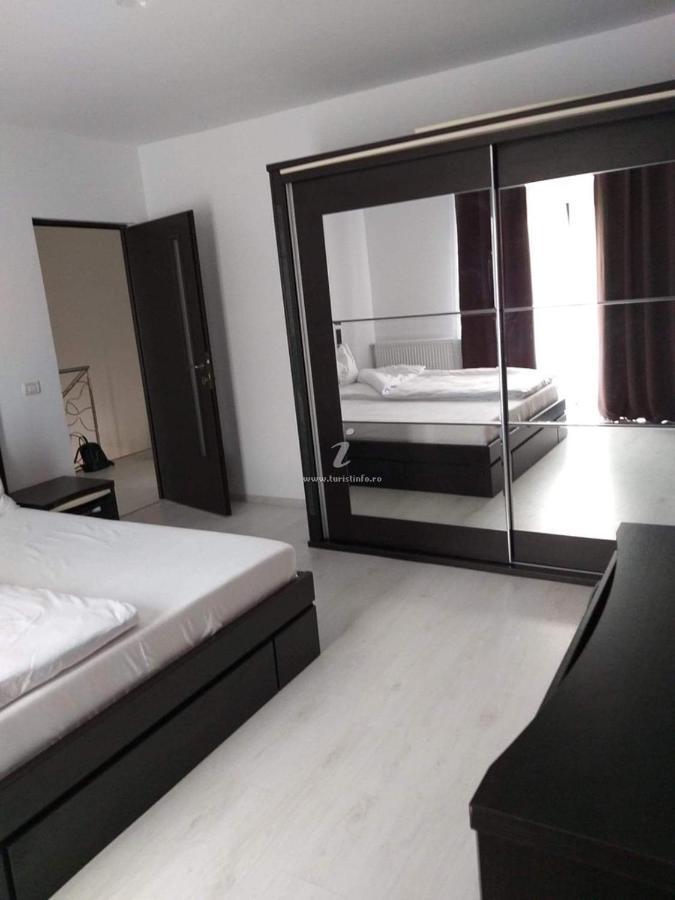 Vila Evaemma Năvodari Exteriör bild