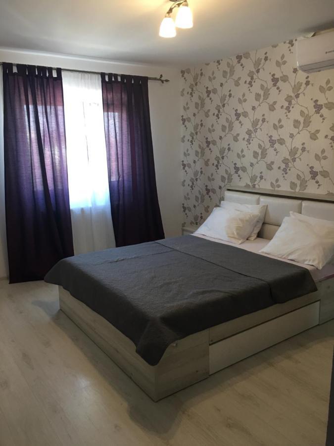 Vila Evaemma Năvodari Exteriör bild